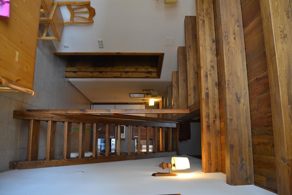 Hostal La Muntanya Castellar De N'Hug Esterno foto